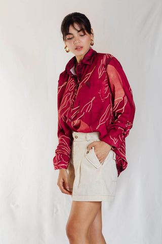 camisa estampada tahiti 19CM0018 vinotinto