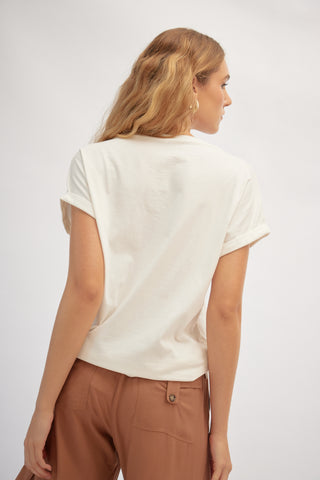Camiseta Estampada con Bordado Flor De Luna